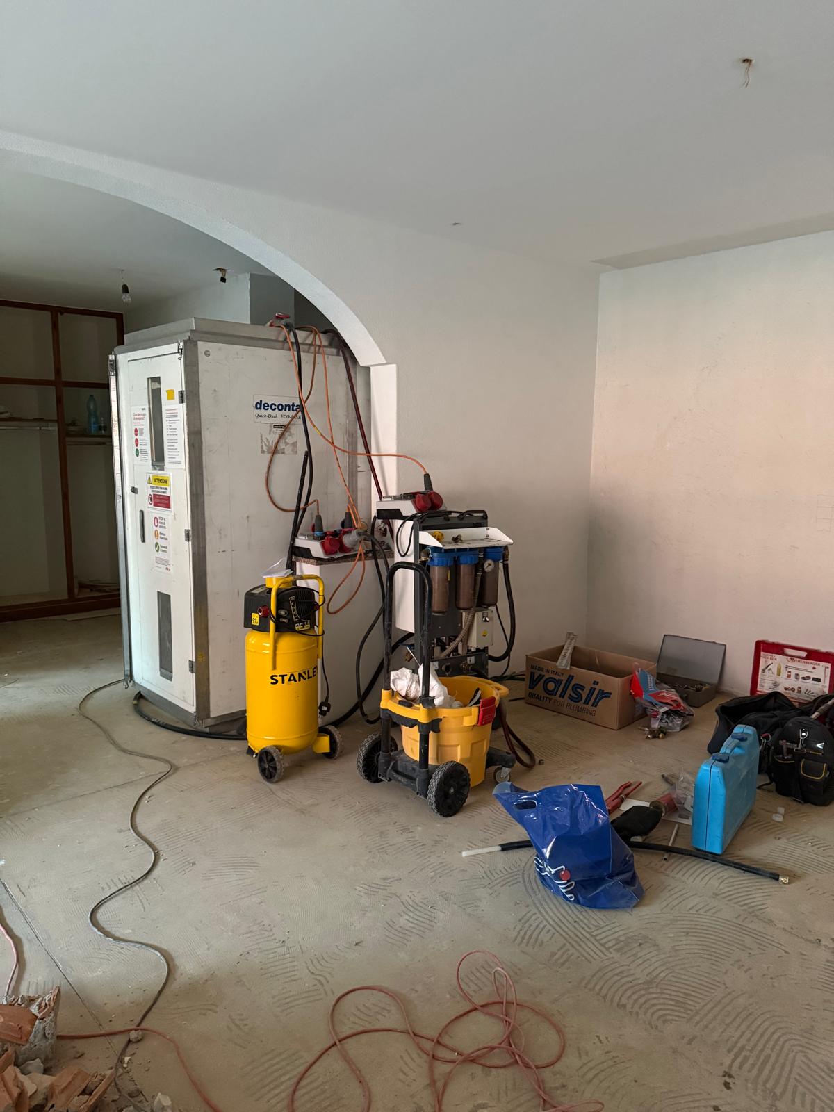 renovation.porza.before - renovation.porza.areas.decontamination